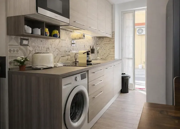 Stylish 3br In Artsy Pigneto 2 Min To Metro Apartment *