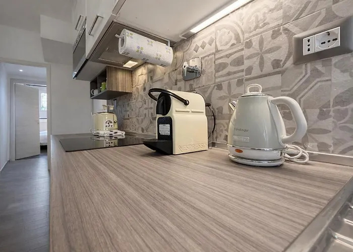 Appartement Stylish 3br In Artsy Pigneto 2 Min To Metro Rome